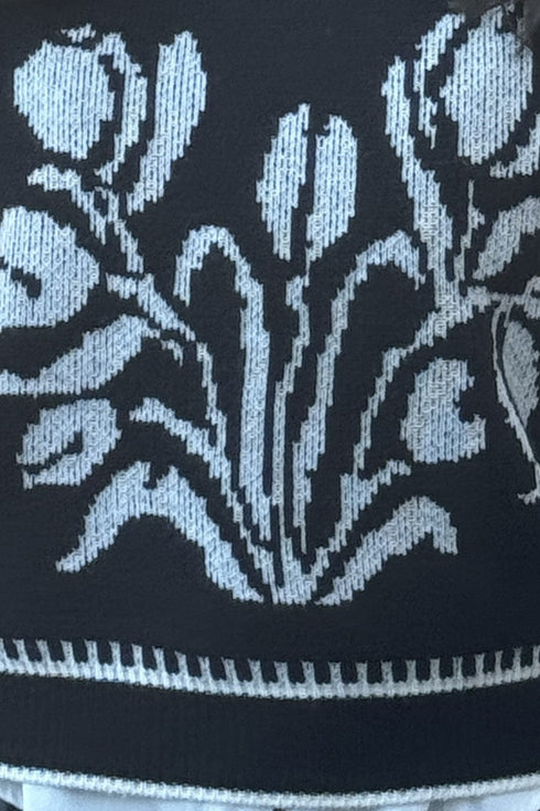 Tulip Knit Vest - Black and White